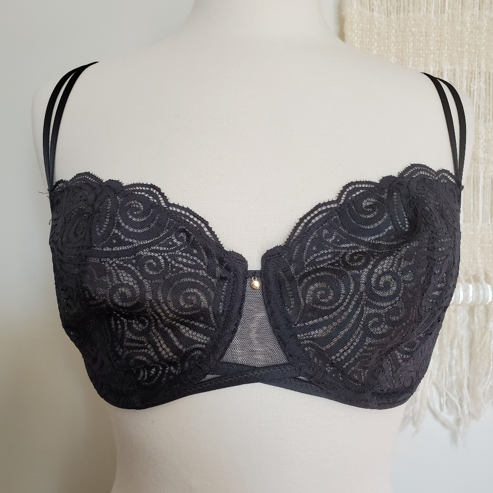 Chantelle Pyramid Lace Balconette Black 34DDD